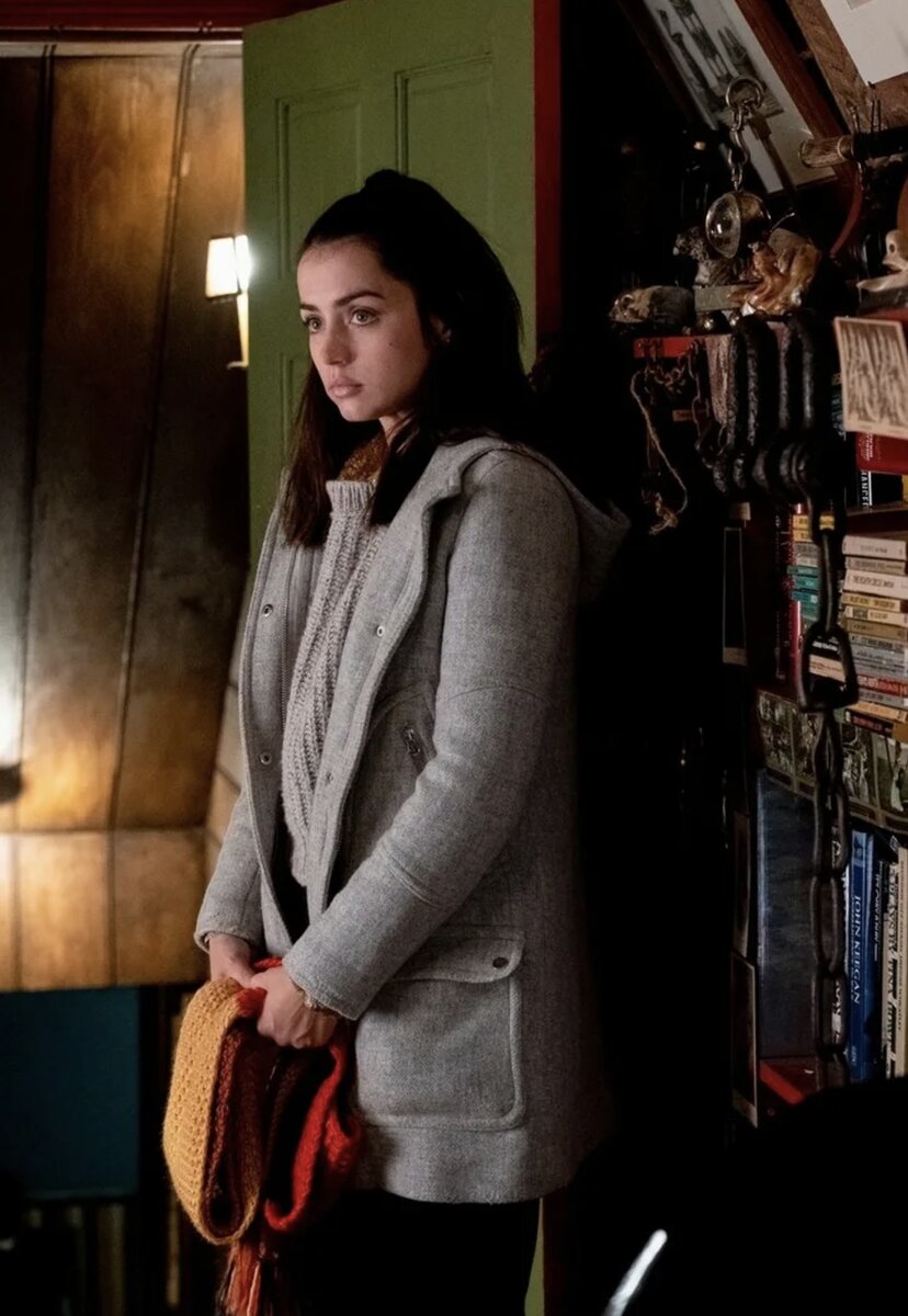 Кадр из к/ф «Достать ножи» Марта Кабрера сиделка Харлана Тромби