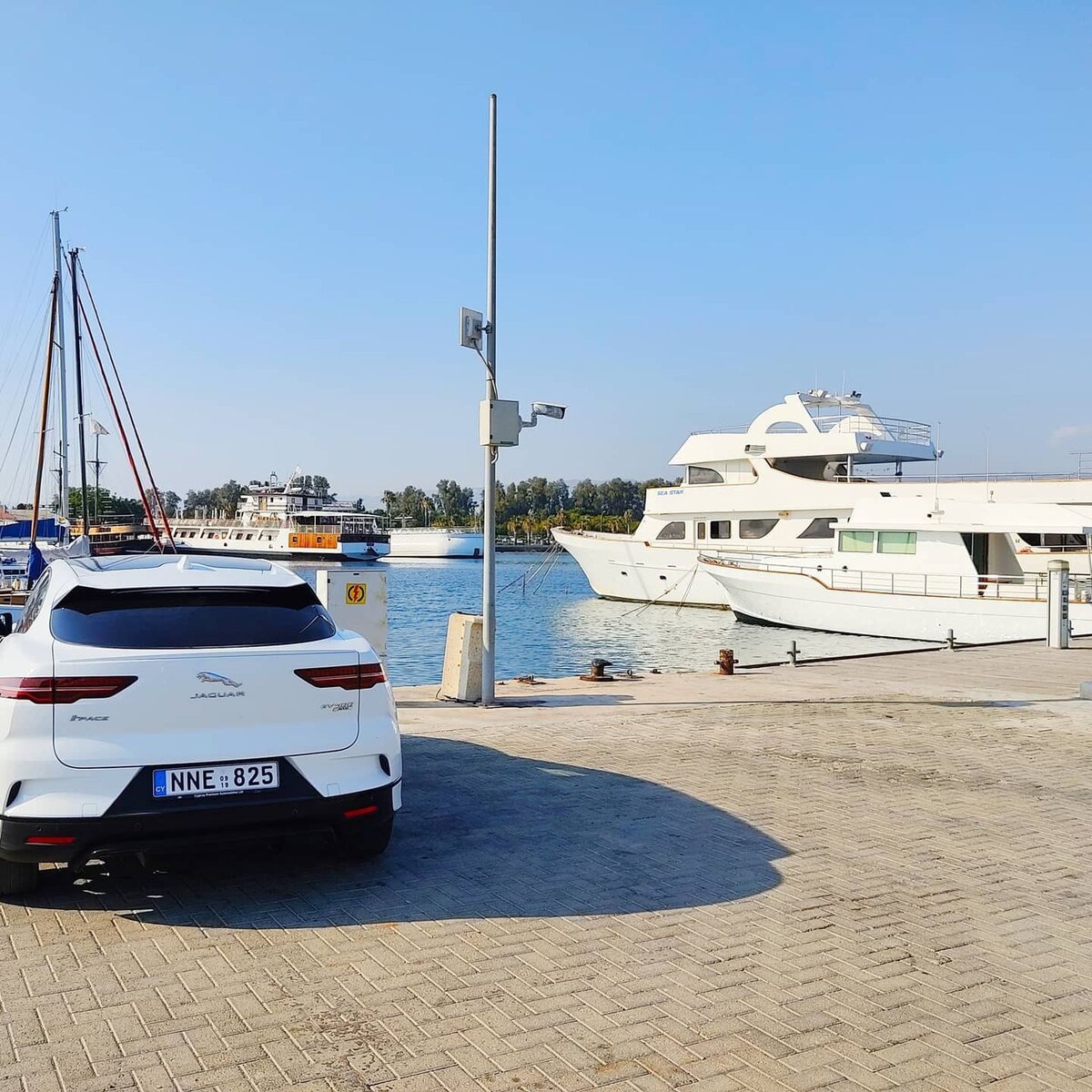 Набережная Пафоса - одно из самых популярных мест променада по городу и его исторической части