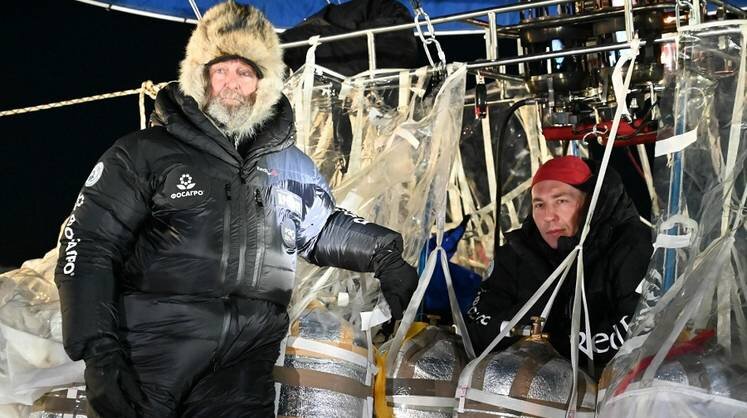    konyukhov.ru Воздухоплаватели Федор Конюхов и Иван Меняйло