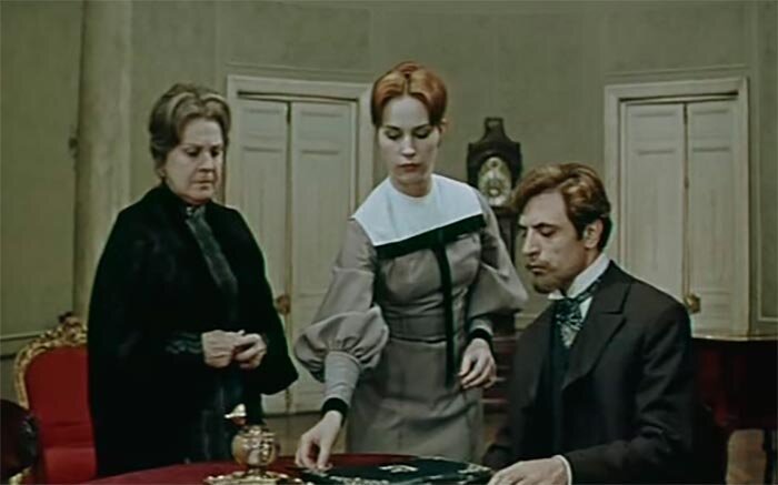 Фото из открытых источников интернета. Кадр из фильма "Цветы запоздалые".kadr-cveti-zapozdalie-1969-07.jpg