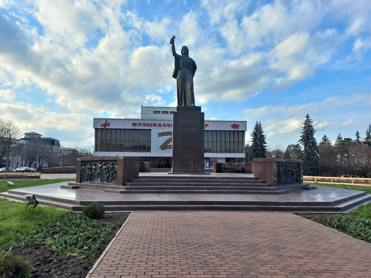 Чем мне запомнился Нальчик и что меня будет тянуть вернуться в этот город.  Кабардино-Балкария | Пора в путь-дорогу | Дзен