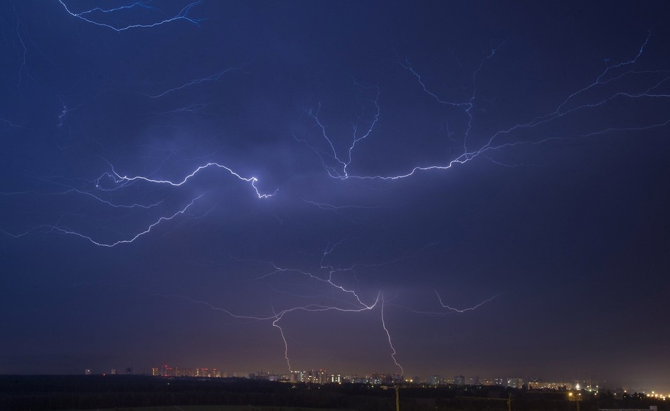    . Михаил ФРОЛОВ