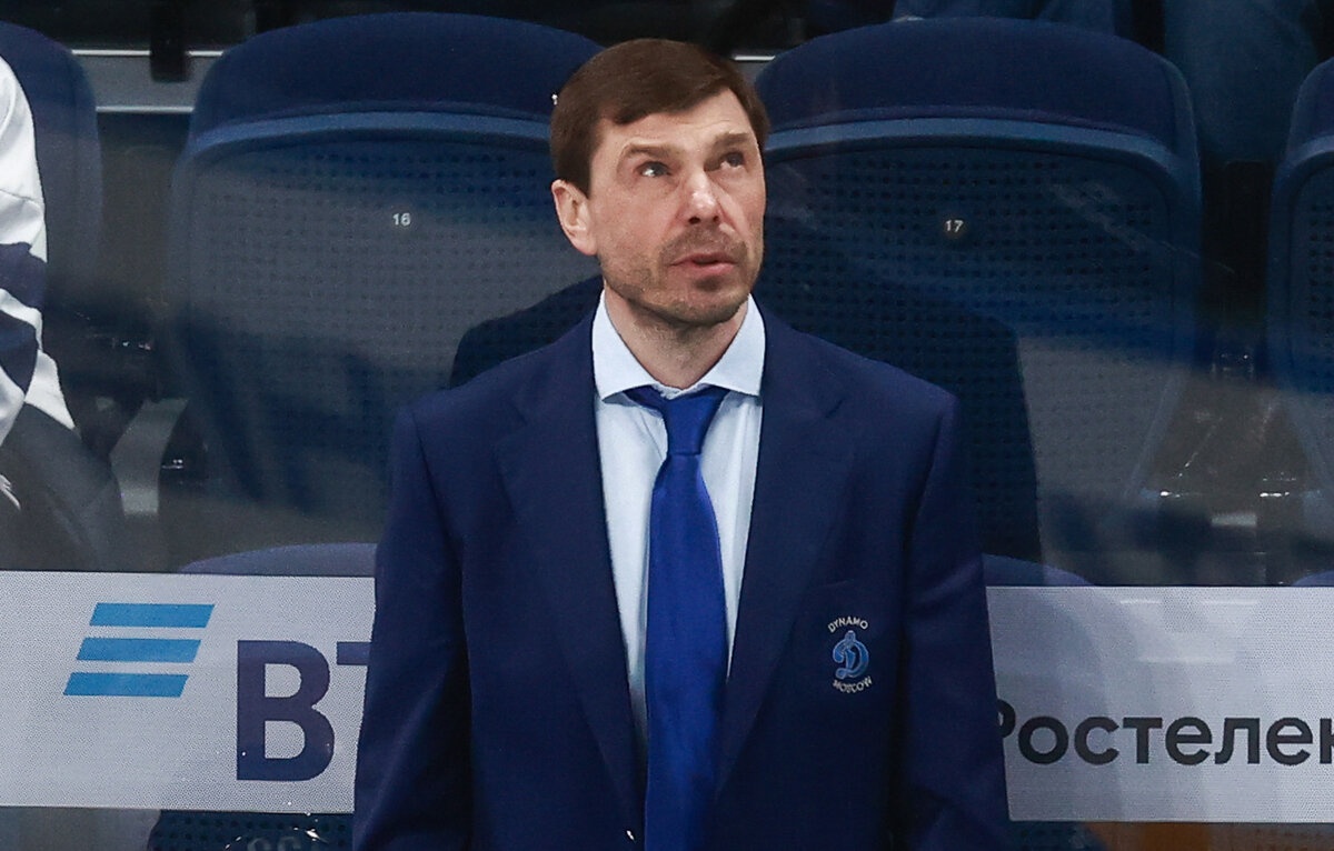    Главный тренер московского "Динамо" Алексей Кудашов  Сергей Фадеичев/ТАСС