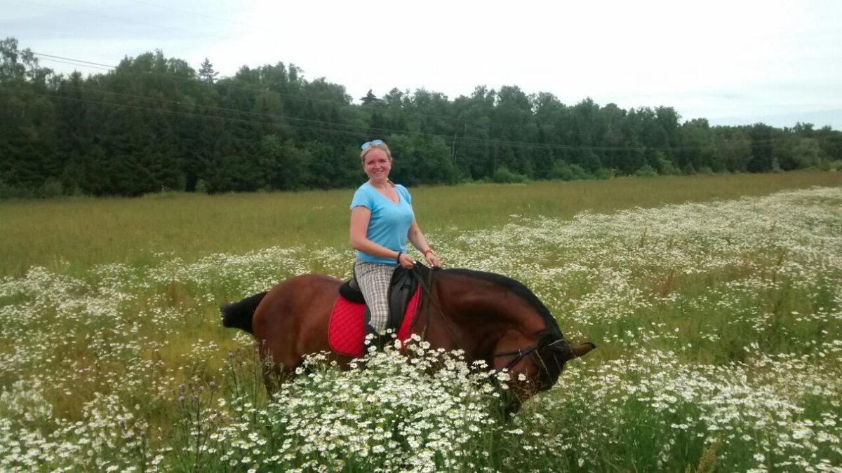Я и Елочка в поле. 