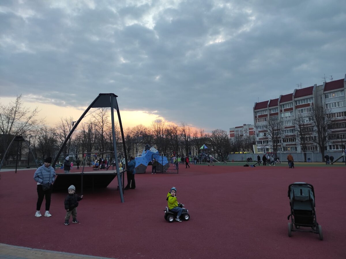    Царство мата: переделанный парк «Юность» в Брянске утратил утратил прежнее очарование и стал обычным avchernov
