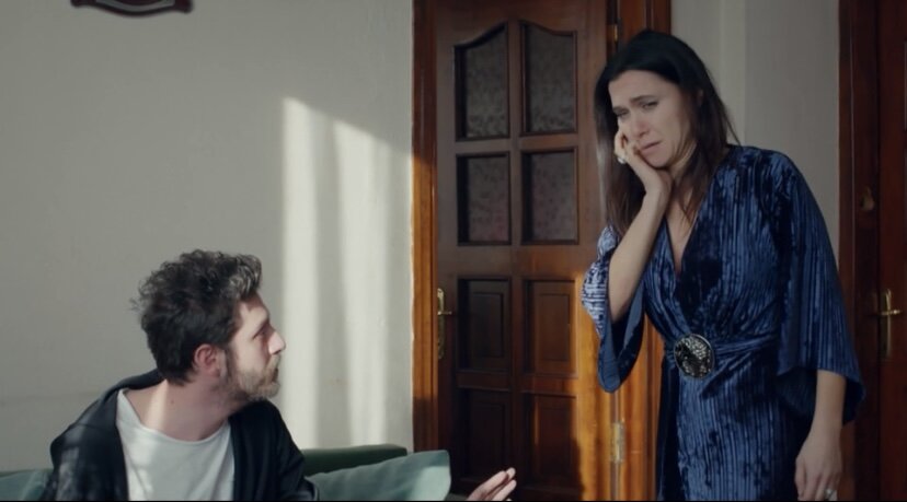 Стоп кадр Турецкий сериал «Запретный плод» Шевваль Сам(Эндер) , Барыш Айтач (роль Джанер)