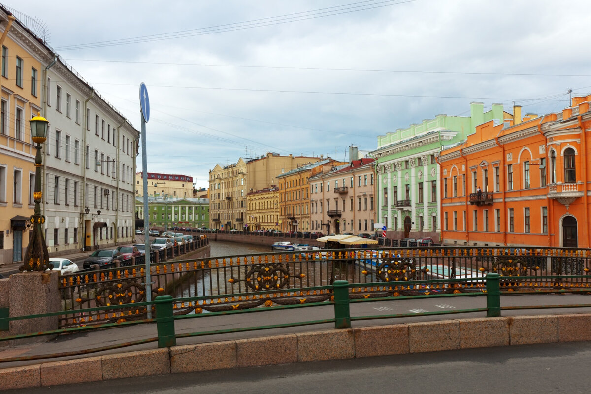 большой конюшенный мост в санкт петербурге