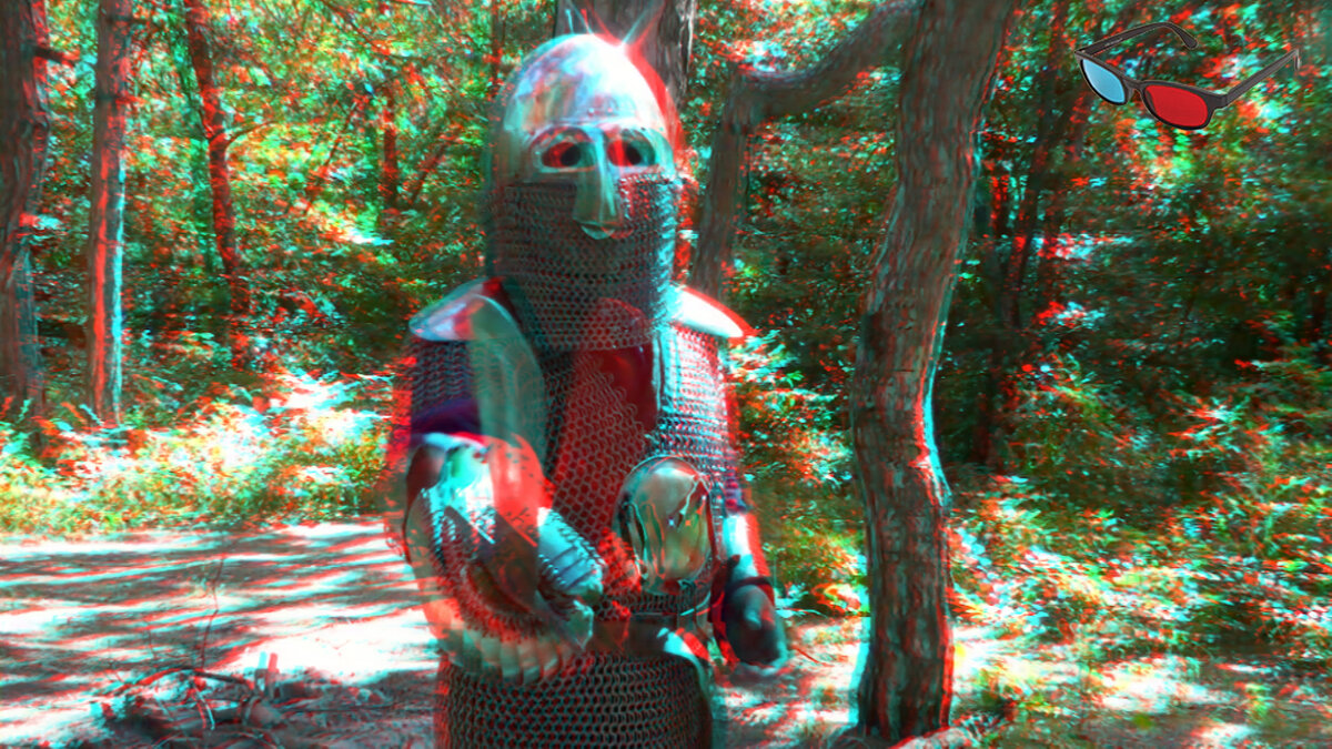 Кадр из 3D (стереоскопического) фильма И.Г. Даурова "Прогулки по Ростову-на-Дону", 2009 год. Эффект объёма виден, если смотреть это фото в анаглифных очках.  Правый глаз - сине-зелёный фильтр, левый глаз - красный фильтр.