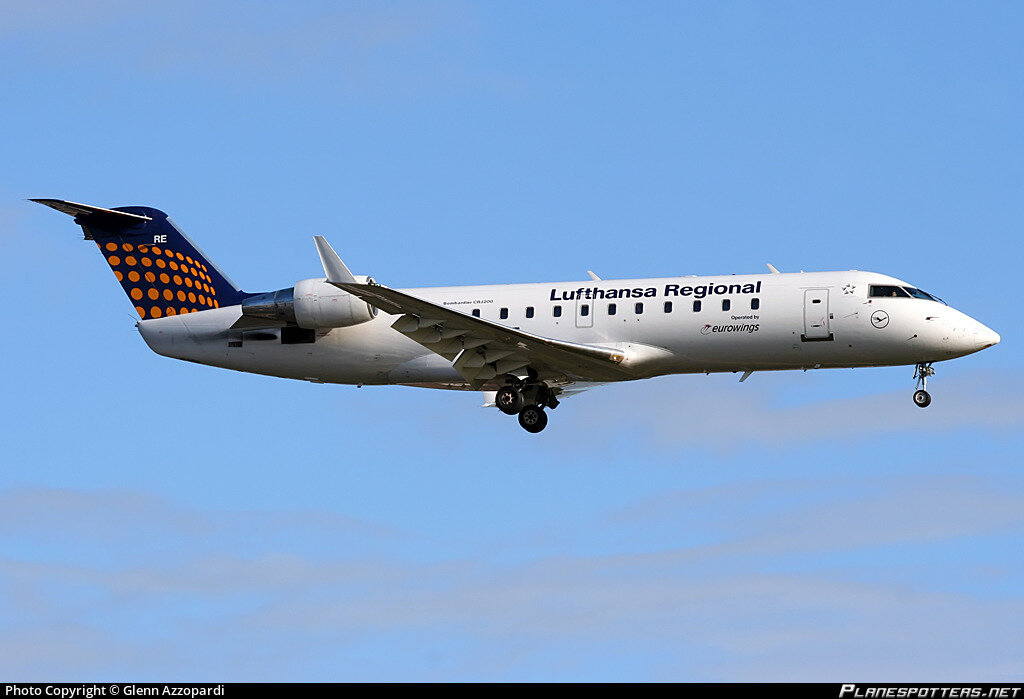 Марте самолеты. Boeing 747-400 ana. Дмитрий бортпроводник аэрофлот. Бортпроводник илья аэрофлот. Аэробус а320-212.