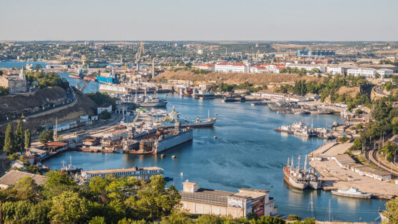    В Севастополе остановили морское движение Татьяна Сидорова