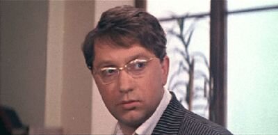 Владимир Поболь в фильме "Его звали Роберт" источник: kino-teatr.ru