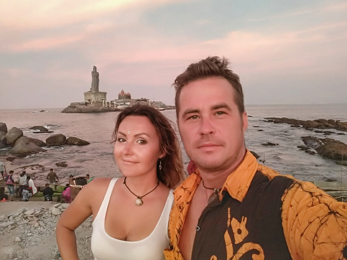 Привет, Мы Катя и Лёша и три года назад мы выглядели так