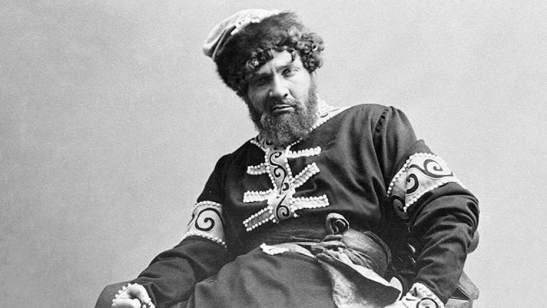 Ишь, бухтит