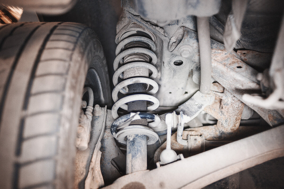 Правильно собранный задний амортизатор
