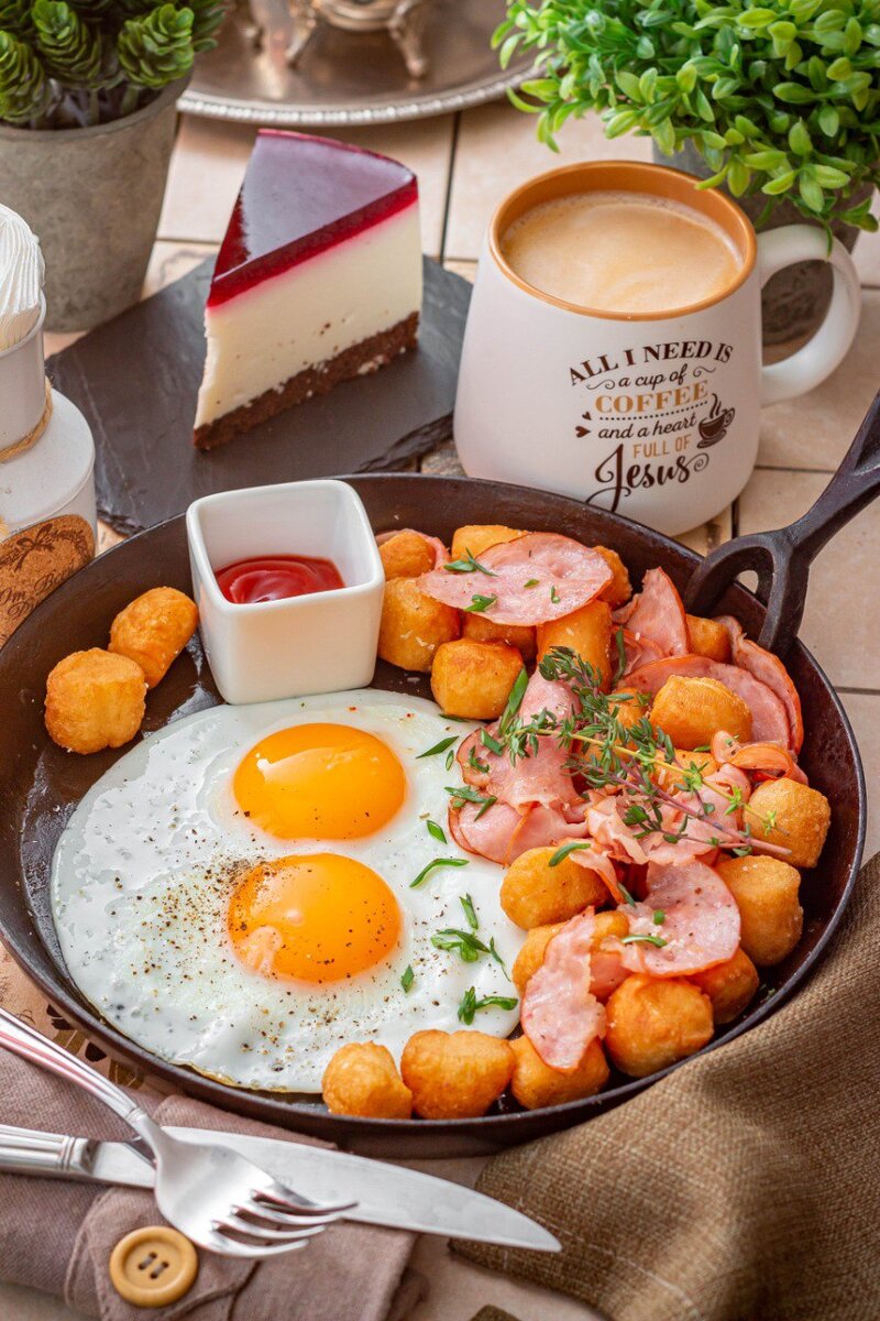 Завтрак из яиц: 15 лучших рецептов от «Едим Дома»