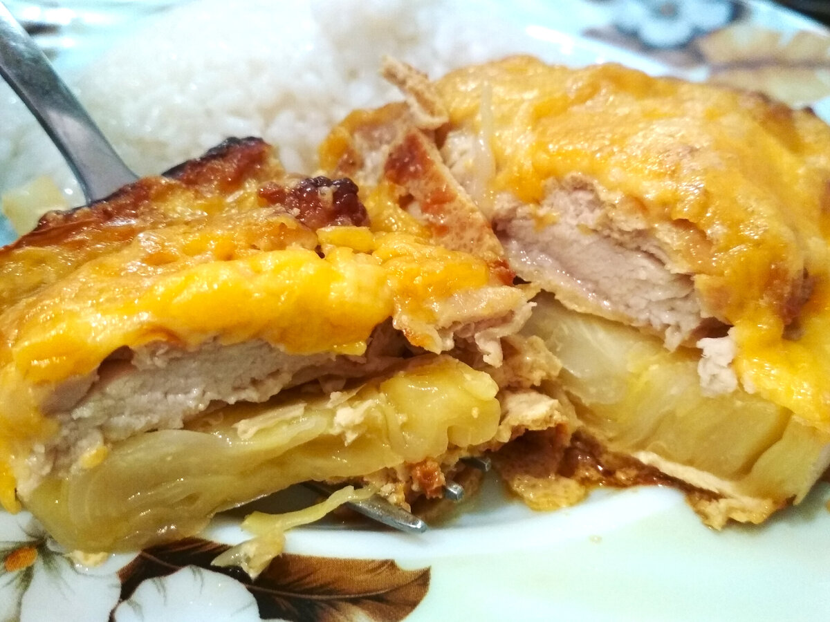 Фото автора. Какая аппетитная вкуснятина сочная и очень ароматная, запах на весь дом, даже соседи сбежались и просят рецепт.