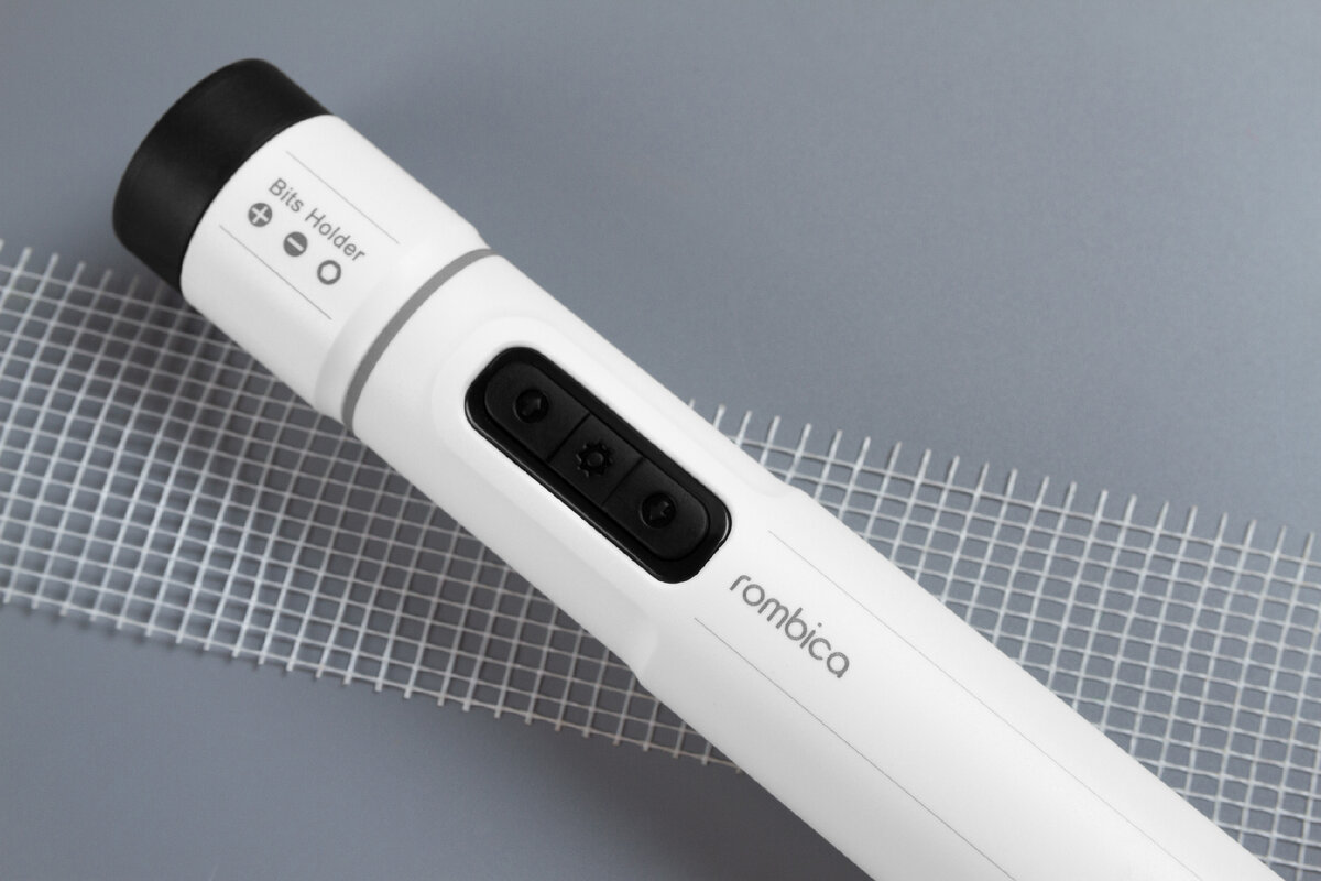 Аккумуляторная отвертка MyKit S1 c 8 битами в комплекте