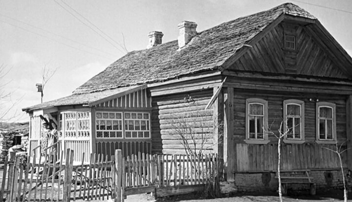 Дом Гагариных а деревне Клушино