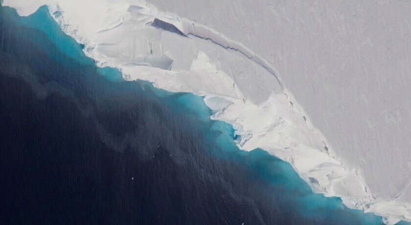    Ледник Туэйтса в Западной Антарктиде. Фото: NASA