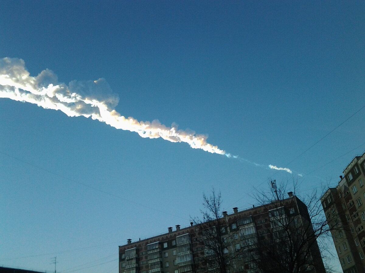 След от пролёта суперболида у Челябинска, фото Павла Городецкого