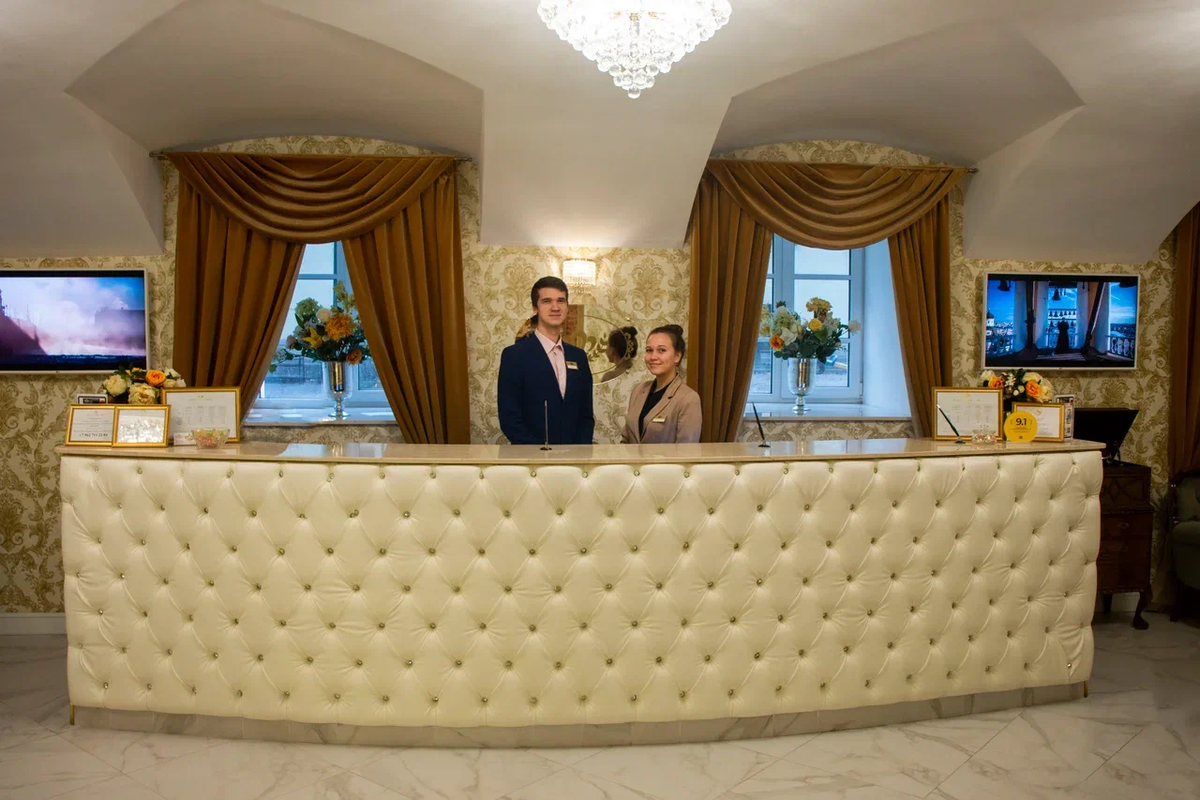 Дружный коллектив Catherine Art Hotel 