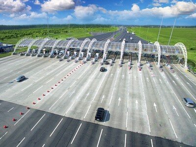    Для электрокаров платные трассы России станут бесплатными