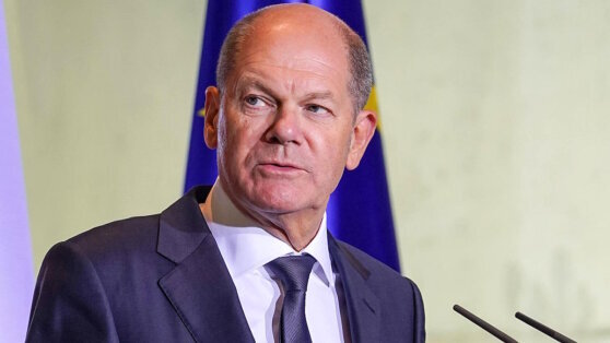    Шольц заявил, что в ФРГ нет единства по поводу санкций против РФ и поставок оружия Украине Алина Городниченко