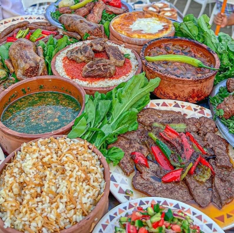 Египетское застолье.