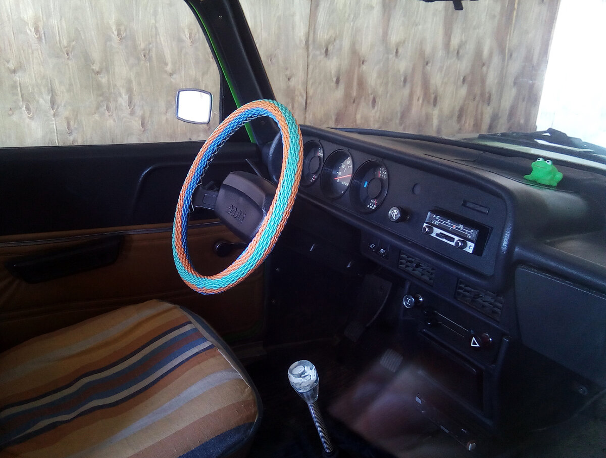 Вид на органы управления М2140.