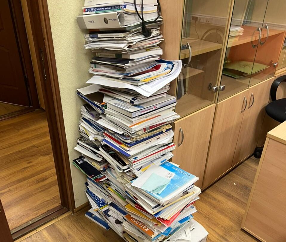 Как выглядят 100 кг макулатуры