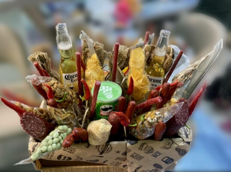    Аэротруба, букеты, шоколадные инструменты: Что подарить оренбуржцу на 23 февраля Инна Гизатулина