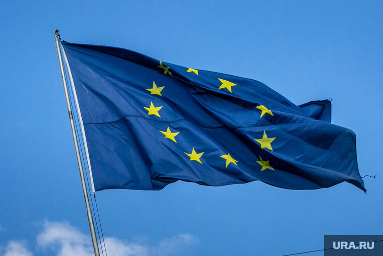    ЕС введет санкции против Китая, если КНР будет поставлять оружие для России, сказал Жан Ассельборн