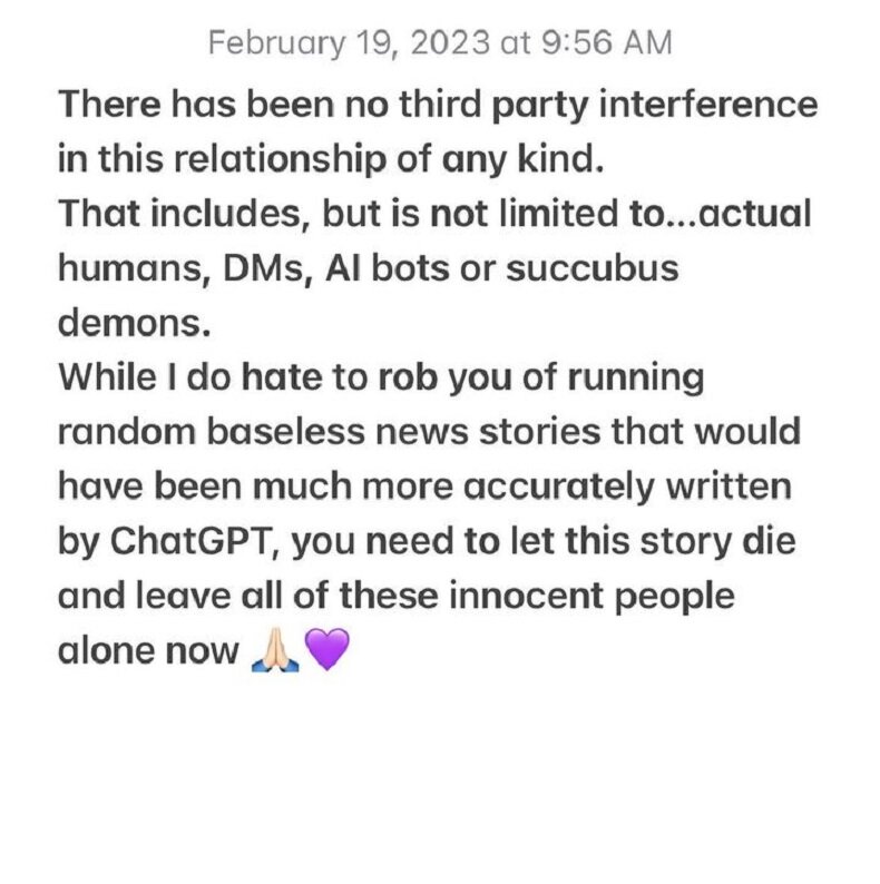    Меган Фокс высказалась о расставании с КолсономСоцсети Меган Фокс