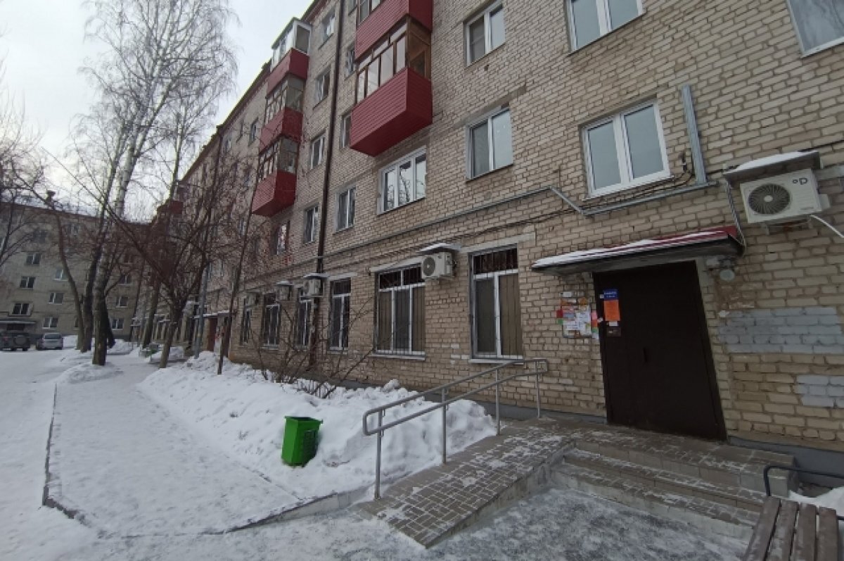    На глазах у детей. Тюменец зарезал мать и сожителя бывшей супруги