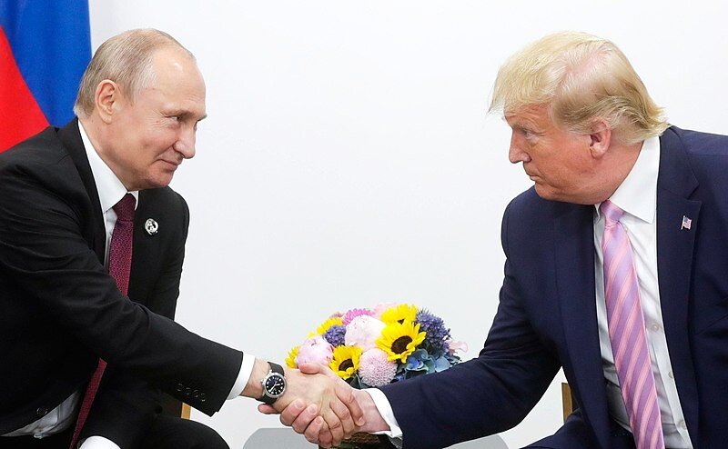 Президенты России и США В.Путин и Д. Трамп в 2019 году. Фото из свободных источников.