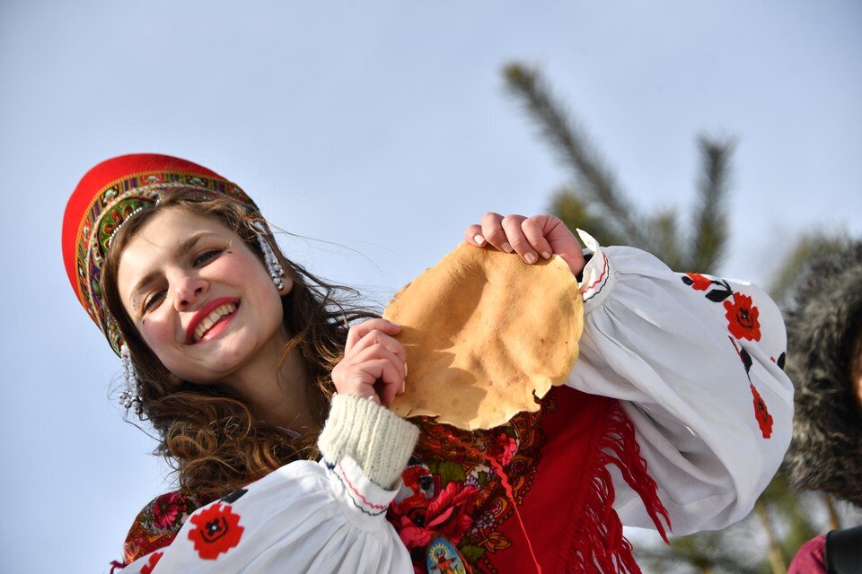     Жители Волгограла смогут полакомиться блинами и поучаствовать в перетягивании каната Иван МАКЕЕВ