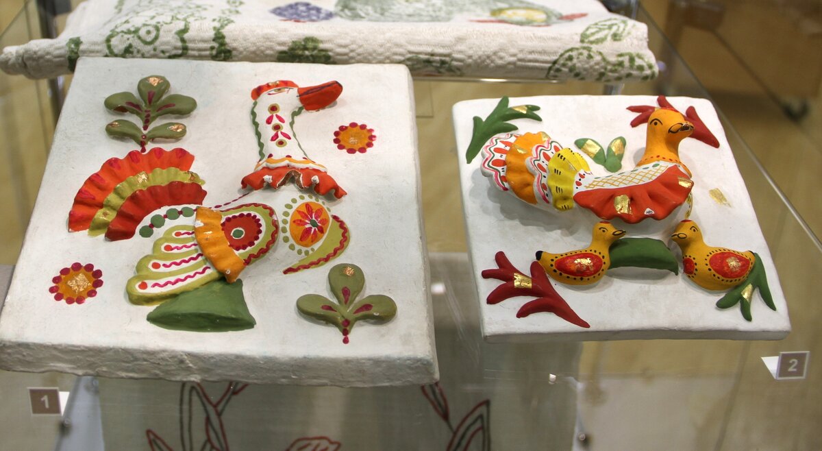 Экспонаты выставки «Образы животных: реальные и нереальные» из собрания КОКМ им. П.В. Алабина