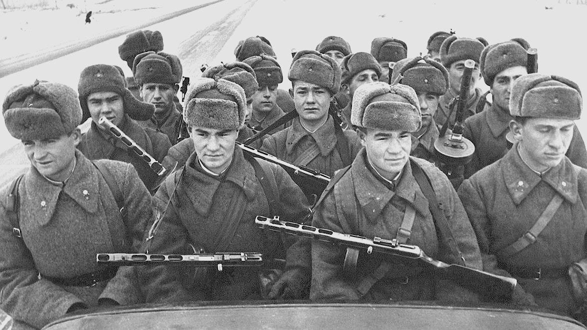Храбрые и башковитые солдаты СССР