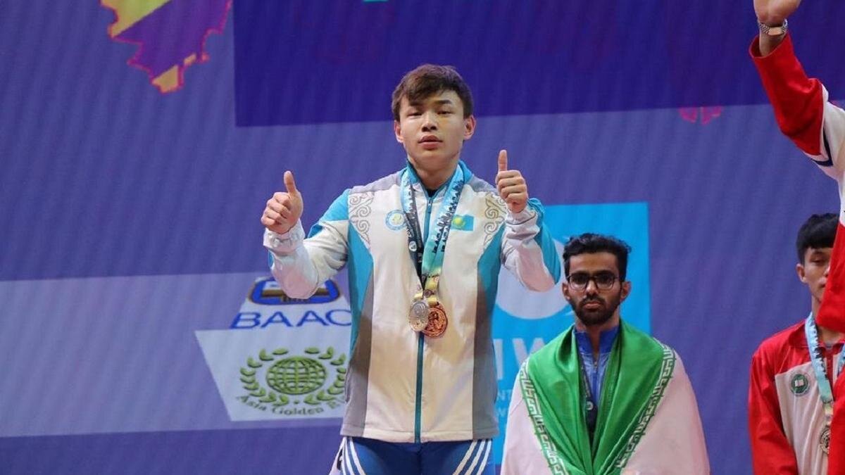    Игорь Сон:instagram.com/igorsoniwf