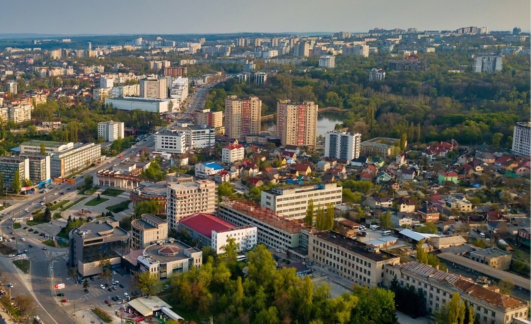 Летний Кишинев