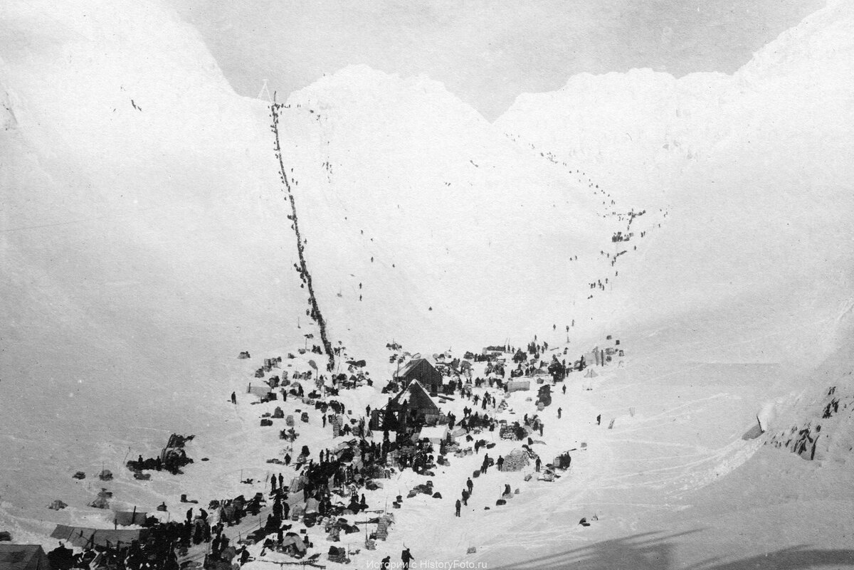 нам не хватало воздуха на горных перевалах слушать голубые береты. ледопад сальвадор монды. песня нам не хватало воздуха на горных. афганистан зима 1979. открытки памяти воинов афганцев.