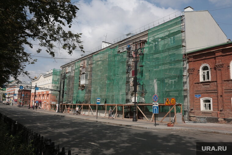    Пермские власти пообещали, что будут торопиться с фасадами, но риск есть