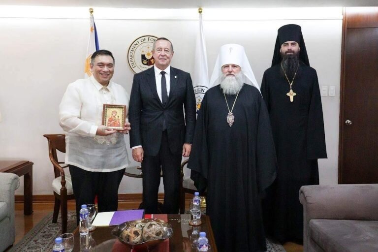    Митрополит Павел встретился с заместителем министра иностранных дел республики Филиппины