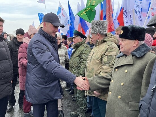     Митинг 22 февраля на Театральной площади в Саратове. Фото: saratov.mk.ru "МК в Саратове"