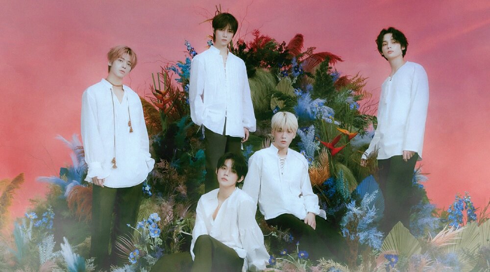     Tomorrow X Together / Фото: Facebook.com/TXT.bighit