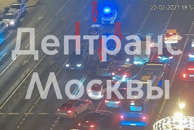    Массовое ДТП на Пушкинской площади в Москве © Telegram-канал «Дептранс. Оперативно»