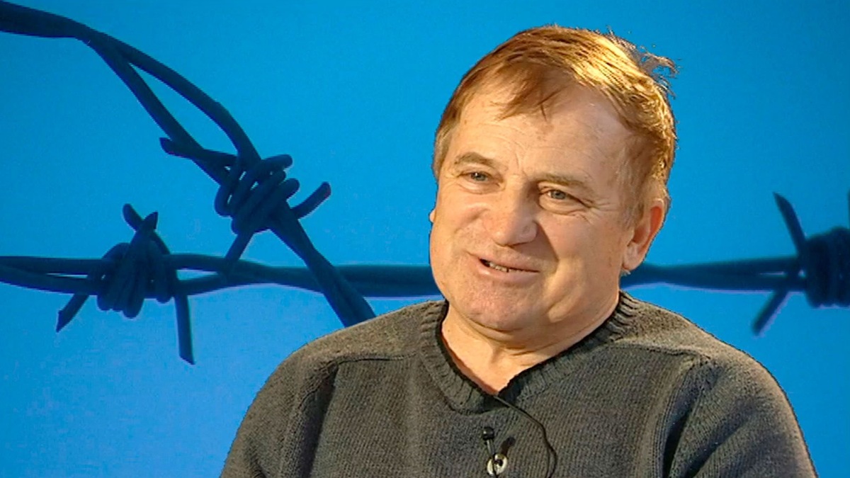 Гутыра в 2006 году дает интервью чешскому телевидению.