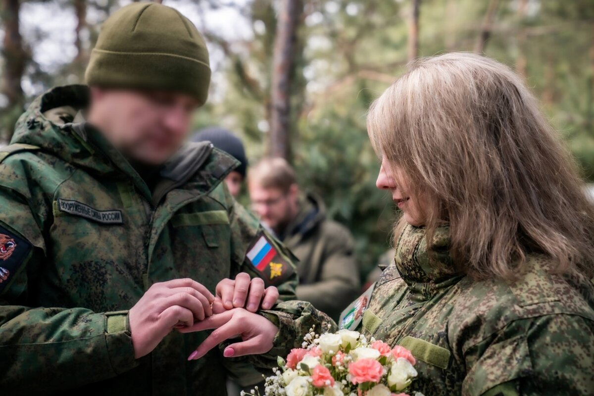    Югорчане помогают приблизить победу