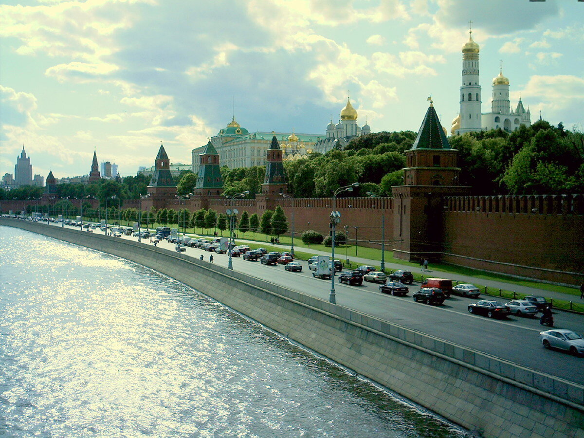 Реки у стен московского кремля