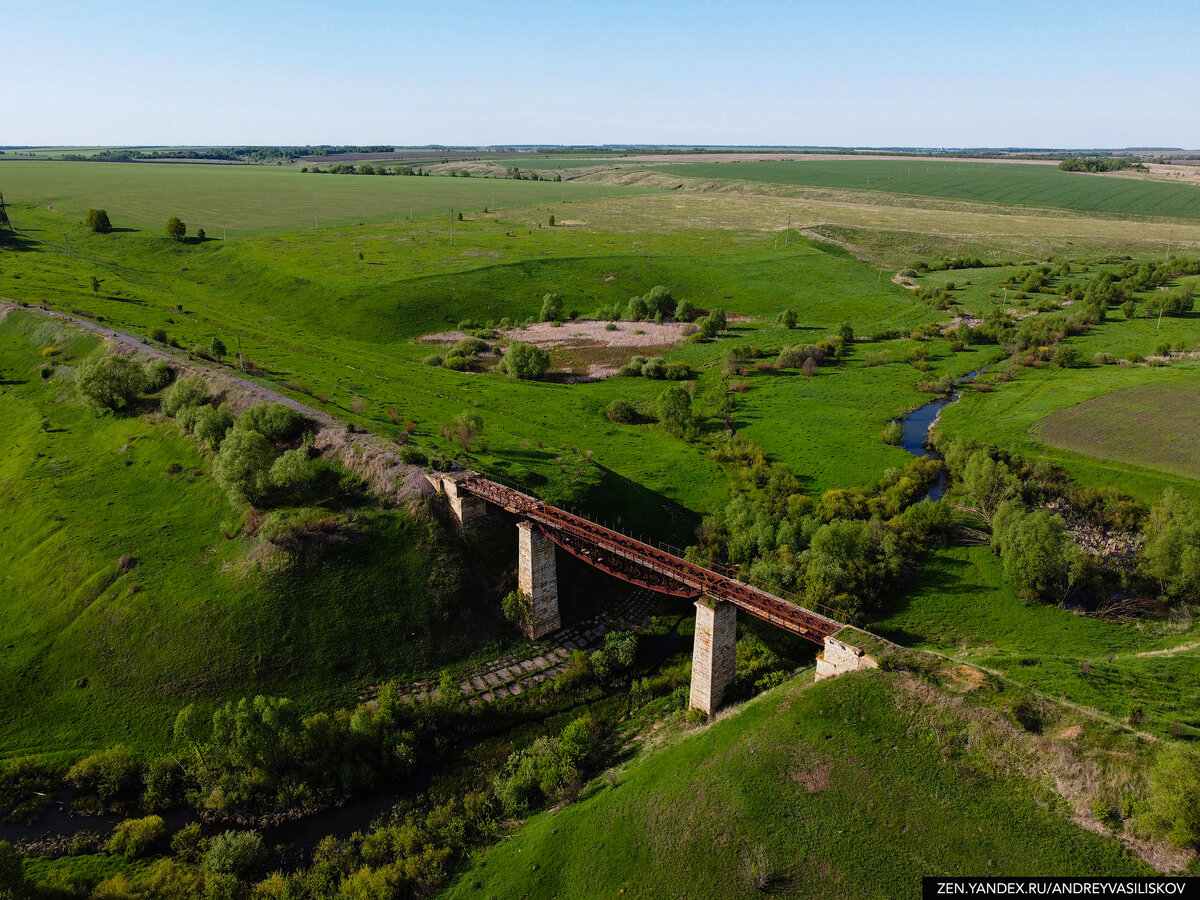 один из заброшенных железнодорожных мостов на линии Смоленск-Раненбург